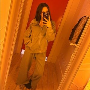 Meet your Posher, Katy